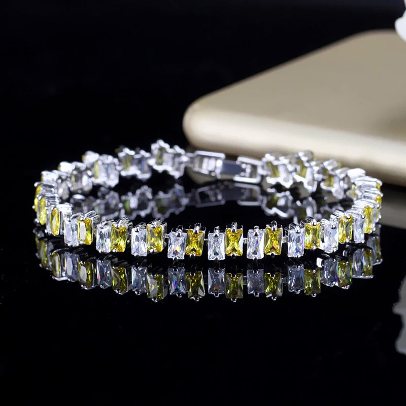 ThreeGraces Sparkling Cubic Zirconia Geometric CZ Tennis Bracelet for Women Wedding Party Dress Jewelry Accessories Gift BR188